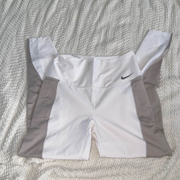 Nike Leggings - Picture 1 of 2